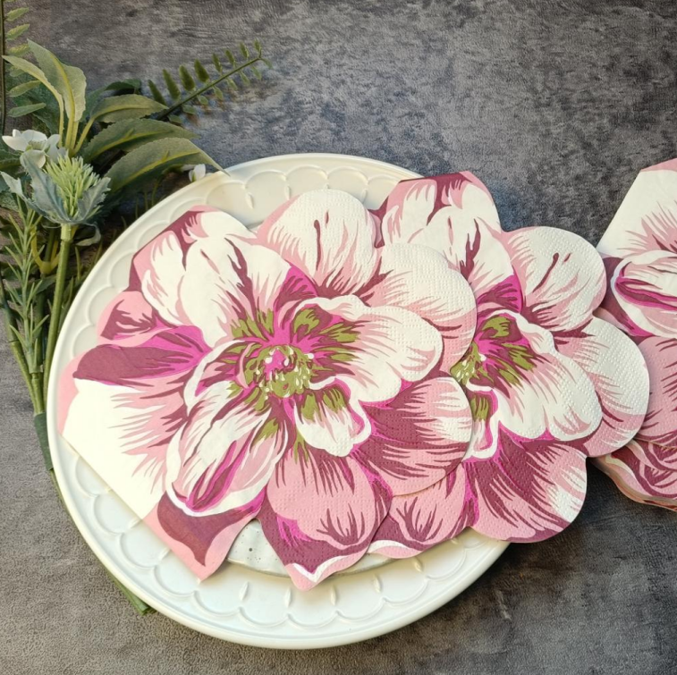 Dobbeltlags dekorative kvadratiske engangsservietter med lyserødt og hvidt blomsterdesign Dobbeltlags dekorative kvadratiske engangsservietter med lyserødt og hvidt blomsterdesign